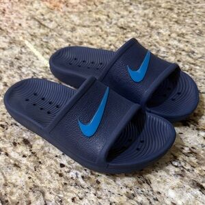 Nike Navy Blue Slide Sandals - 2Y